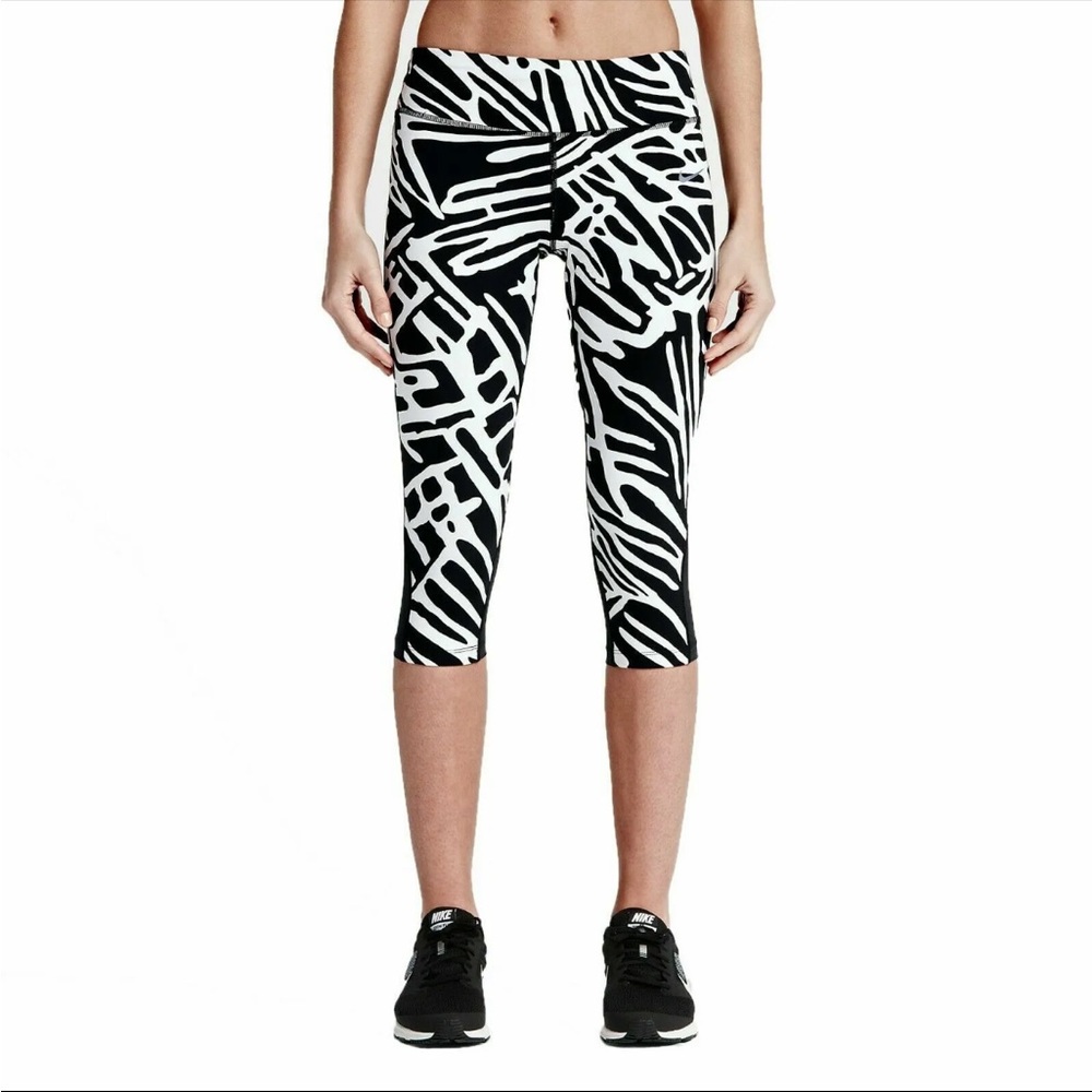 Nike Palm Epic Lux Running Capris SZ M
